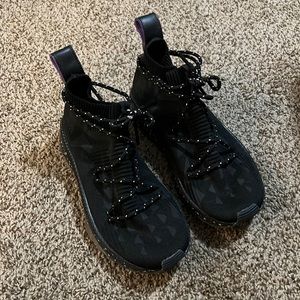 Puma x Naturel black sneakers size 7.5